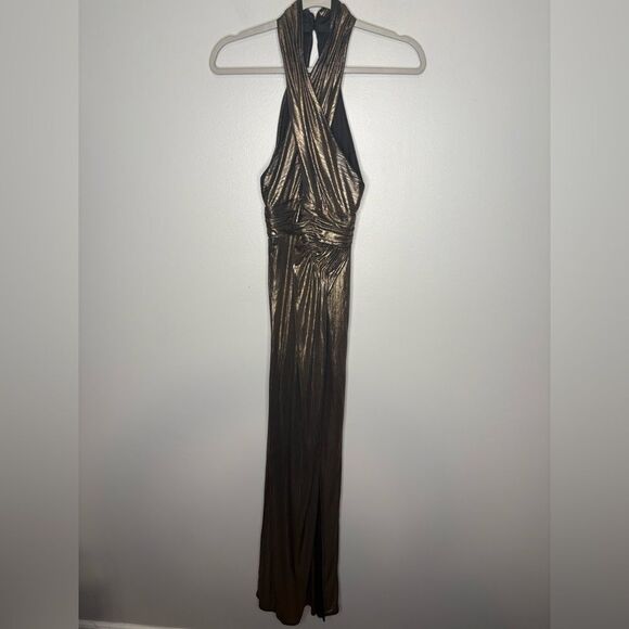 IEENA FOR MAC DUGGAL 26738 Gold Metallic Criss Cross Halter Neck Gown - Picture 9 of 10